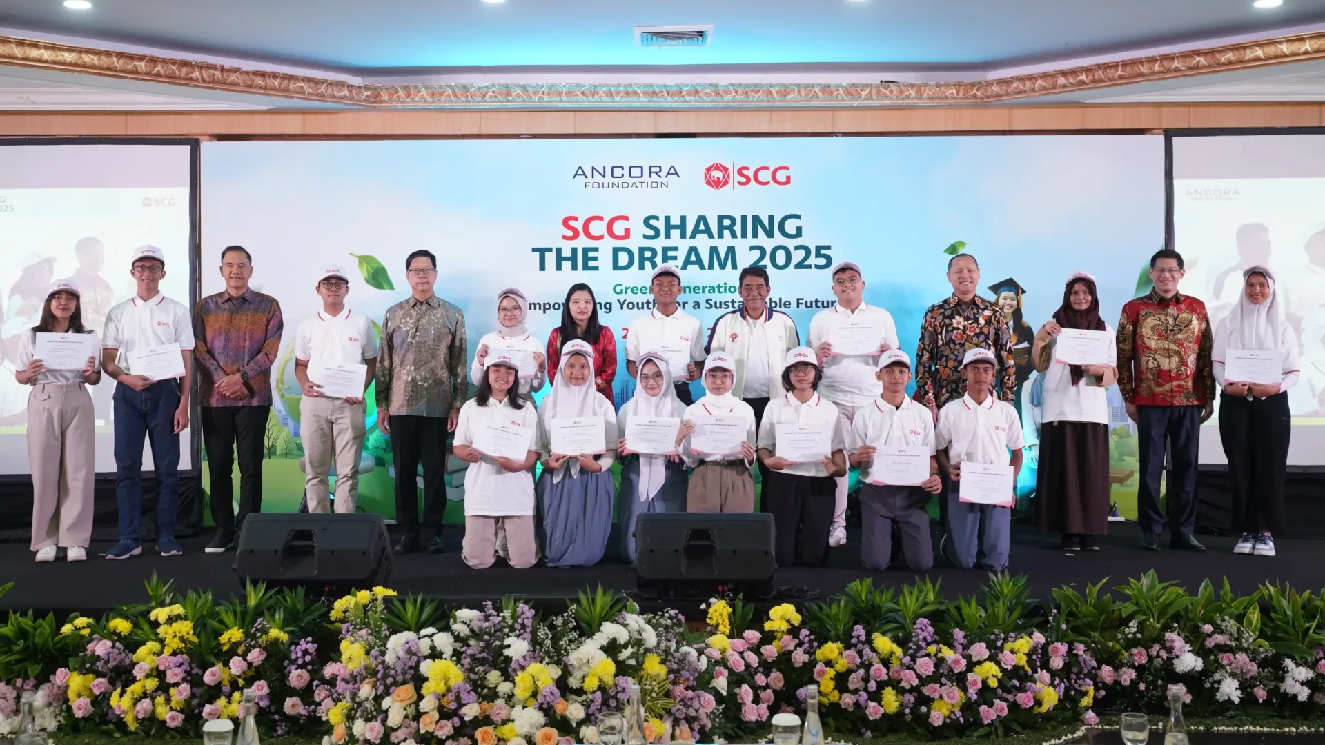 Foto 1_Memasuki tahun ke-13, SCG kembali menganugerahkan beasiswa kepada 427 pelajar Indonesia melalui program SCG Sharing the Dream 2025